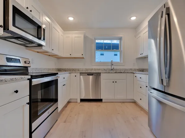 4 Cape Coral Way #B, Rochester, NH 03867