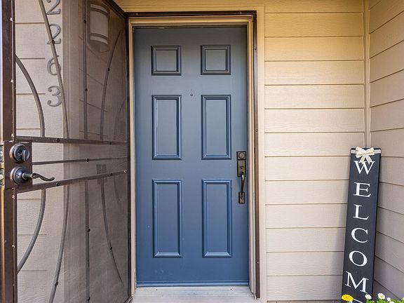 4th image of 2263 Knolls Hills Circle