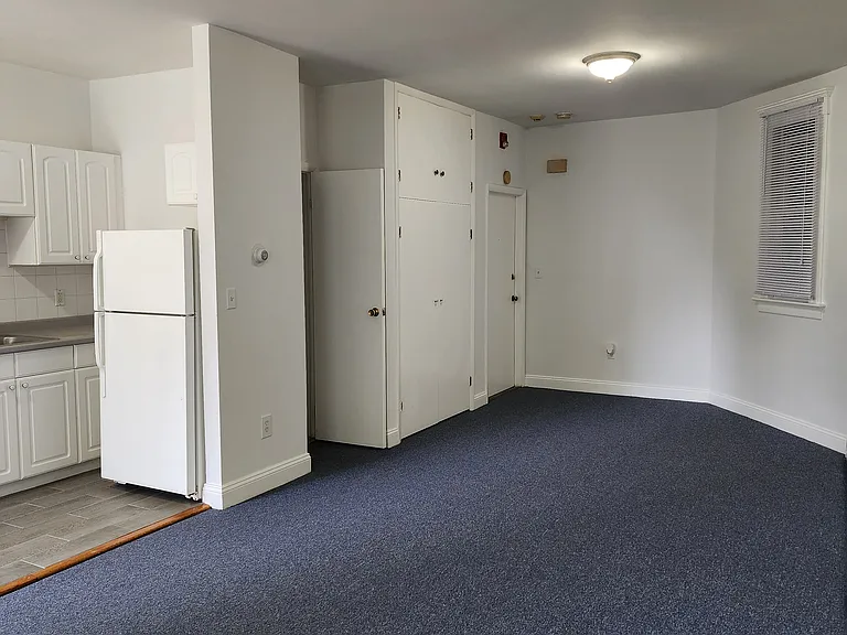 100 Main St #2B — Photo 3