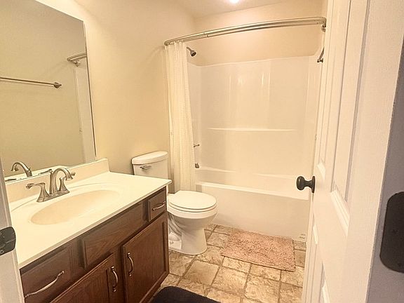 5th image of 502 Bridle Way
