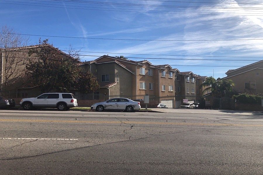 1st image of 12368 Osborne St Unit 4