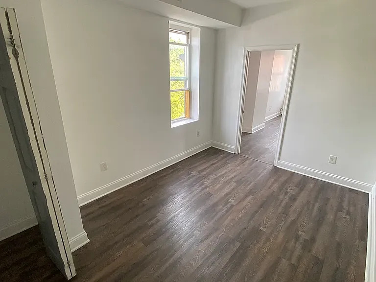 731 Reservoir St #3 — Photo 7