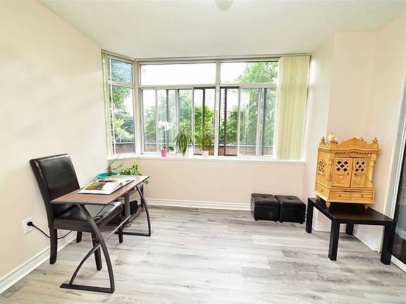 3rd image of 88 Alton Towers Cir #215