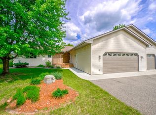 536 Raider Dr, Hudson, WI 54016