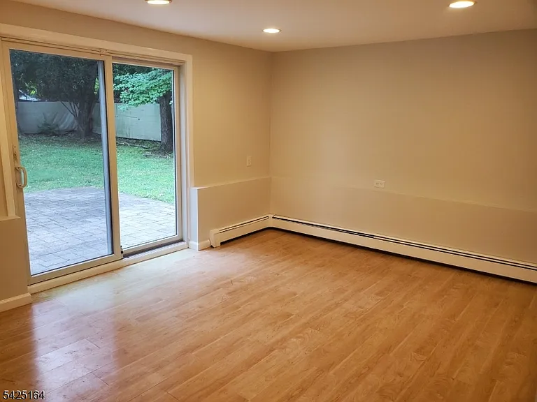 74 E McClellan Ave — Photo 11