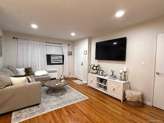 2nd image of 200-10 17th Avenue #2-89