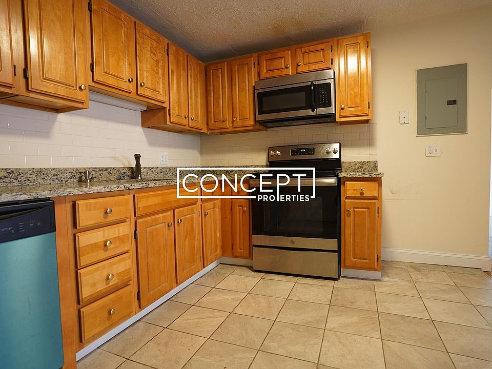 1st image of 235 Babcock St #2