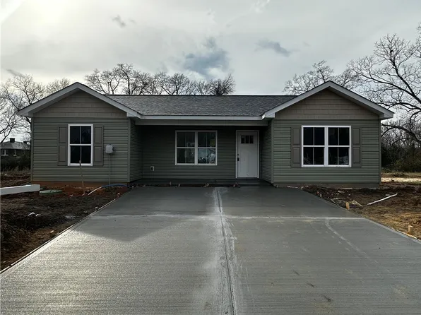 220 S Main St, Honea Path, SC 29654