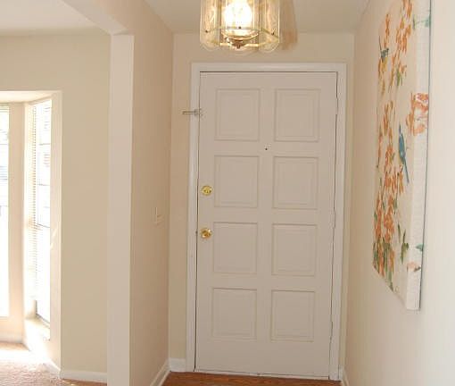 1 c foyer