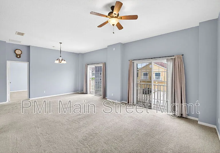 10935 Derringer Dr — Photo 7