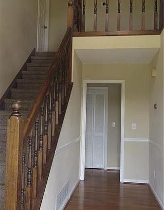 2nd image of 2890 Carrollton Ct