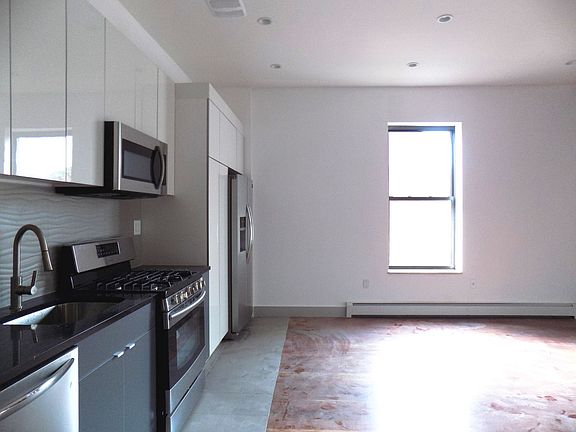 2nd image of 389 Marcus Garvey Blvd #3L