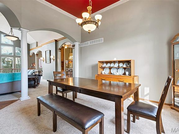 3rd image of 16805 Enderbush Ln