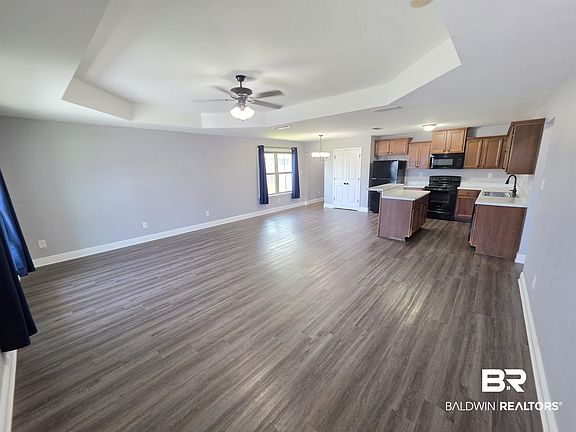 5th image of 1336 Majesty Loop