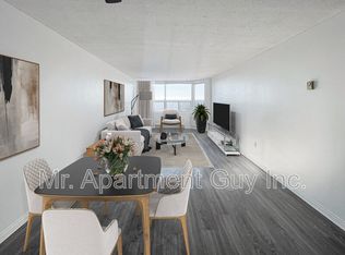 55 Green Valley Dr #1008, Kitchener, ON N2P 1Z6