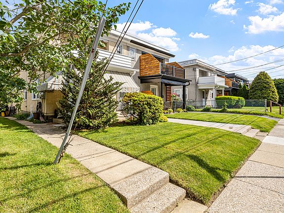 3rd image of 27 Morton Rd #A