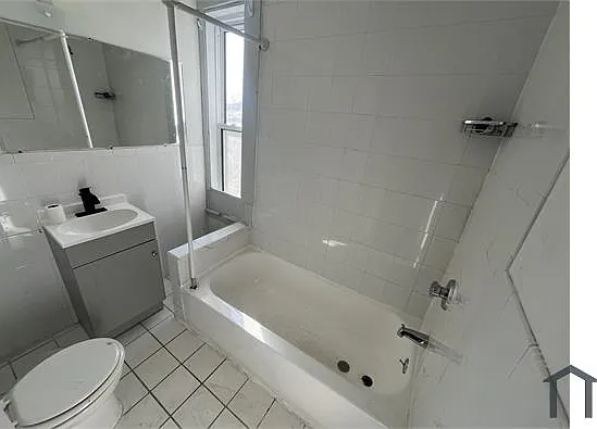 40 Garnet St #4 — Photo 24