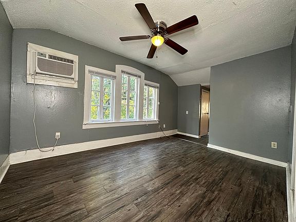5th image of 1106 Esplanade St #2