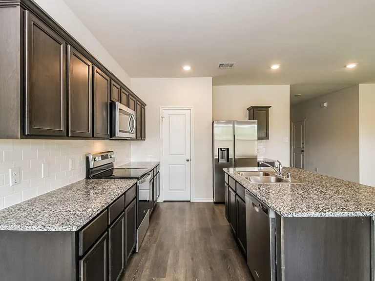 3124 Glazner Dr — Photo 5