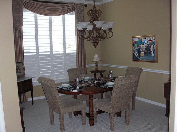 Formal Dining