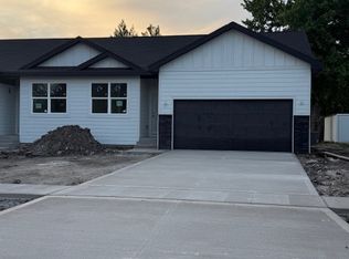 1518 Main St, Adel, IA 50003