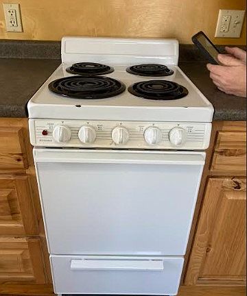 4th image of 38 1/2 Washington St #4