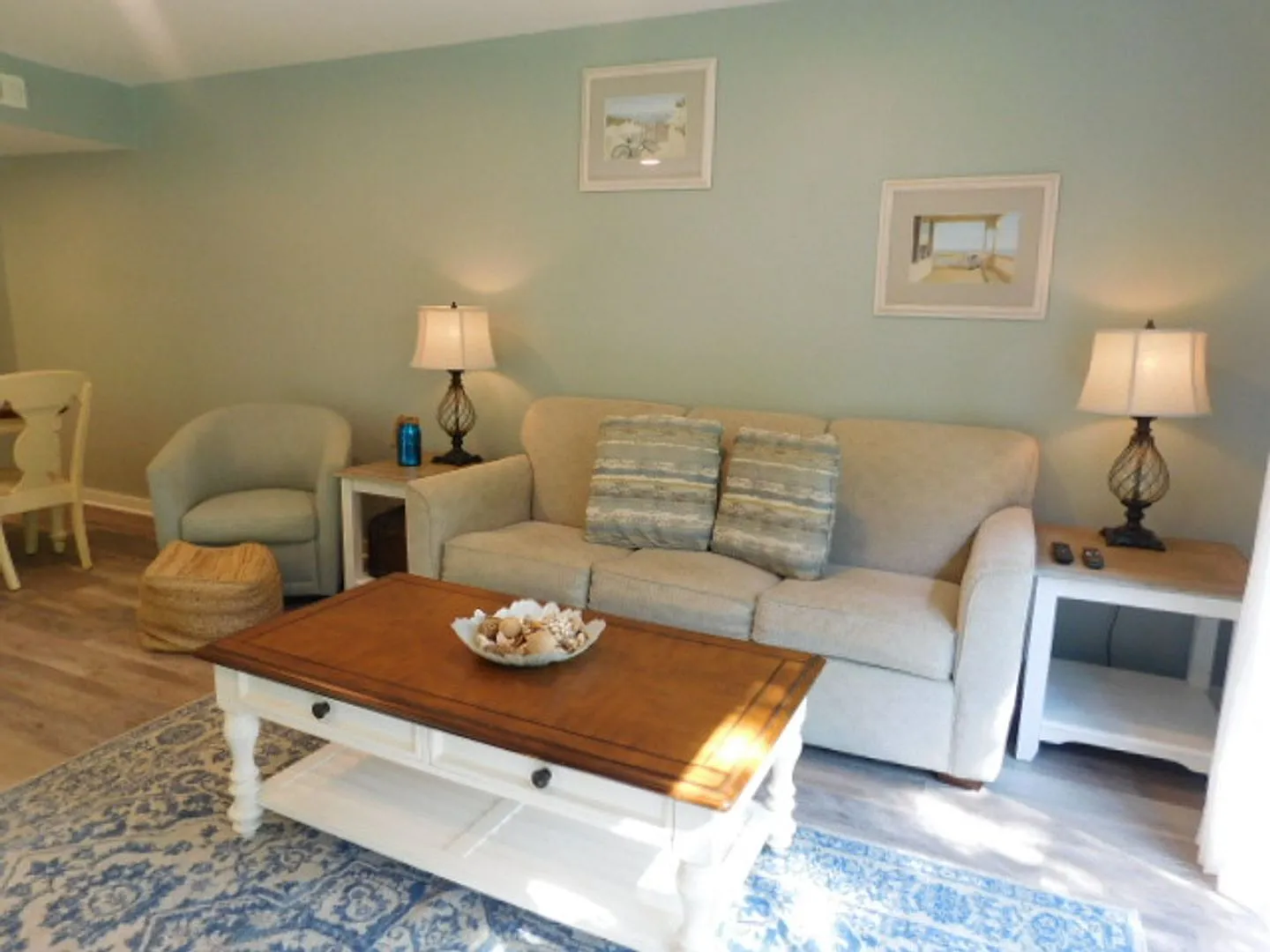 Furnished Townhome In Shipyard Plantation — Photo 2