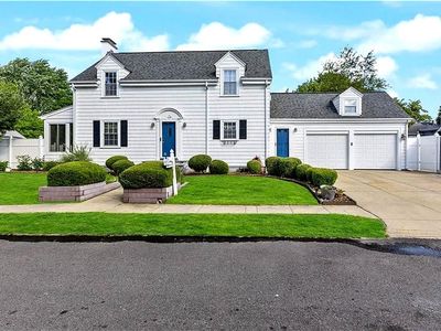 64 Julia St, Cranston, RI, 02910