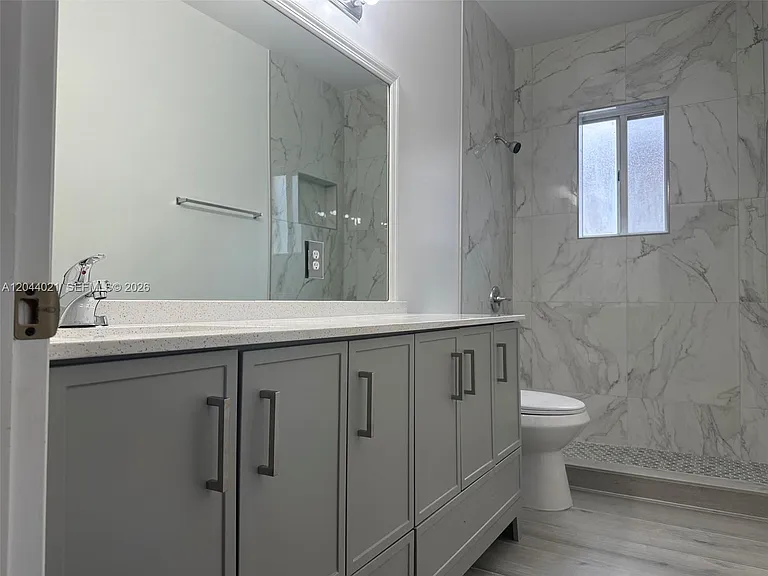 1142 NE 41st Ave — Photo 10