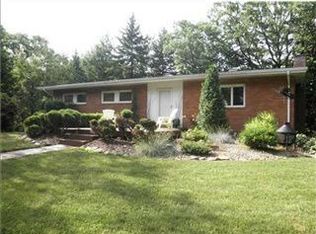 101 Lemont Dr, Butler, PA 16001