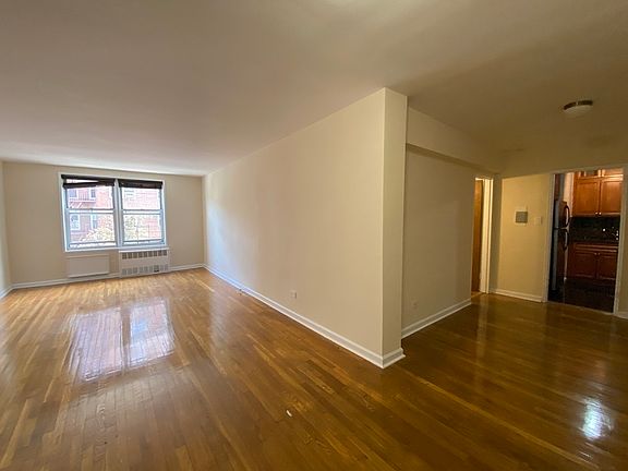 3rd image of 71-40 112th St #333