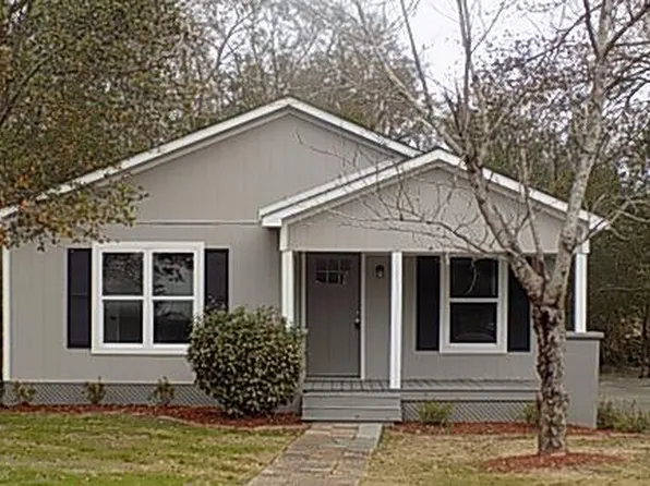 747 Metcalf St, Cottonwood, AL 36320