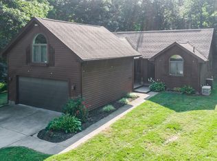 5413 N McKinley Rd, Flushing, MI 48433