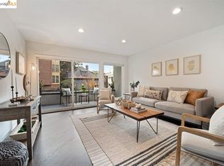 5290 Broadway Ter APT 201, Oakland, CA 94618