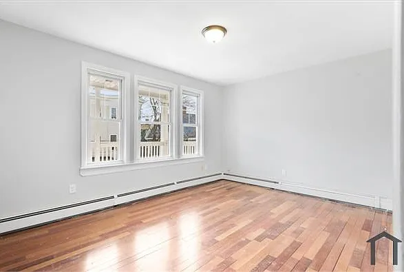 75 Bellevue St #2L