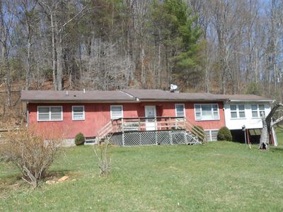 818 Little Snake Creek Rd, Fancy Gap, VA, 24328