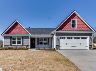 526 Reid School Rd, Taylors, SC 29687