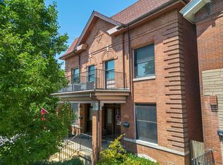 2757 Armand Pl, Saint Louis, MO 63104