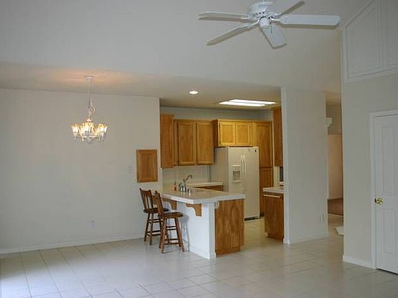 Den & Kitchen