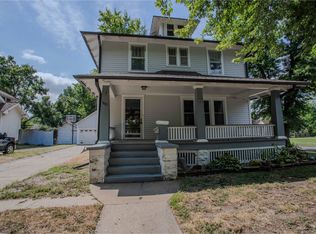 901 E 8th Ave, Winfield, KS 67156