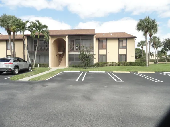 802 Sky Pine Way #H2, Greenacres, FL 33415