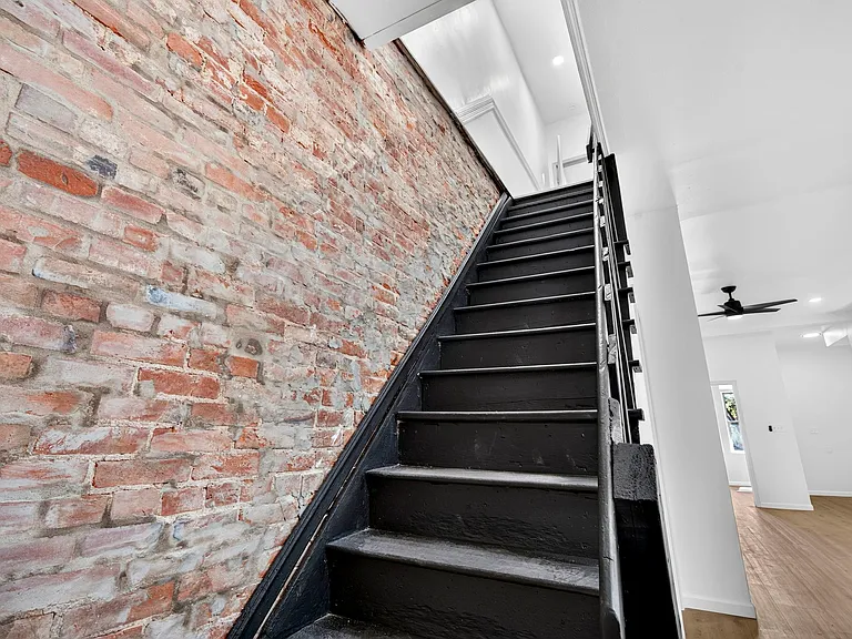 3647 Wisconsin Ave — Photo 30