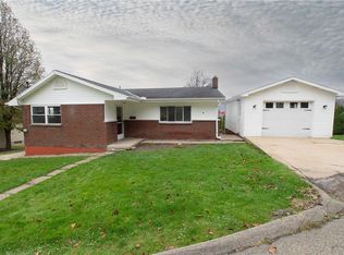 14 Evergreen St, Lyndora, PA 16045