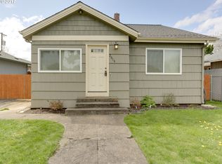2016 Thompson Ave, Vancouver, WA 98660