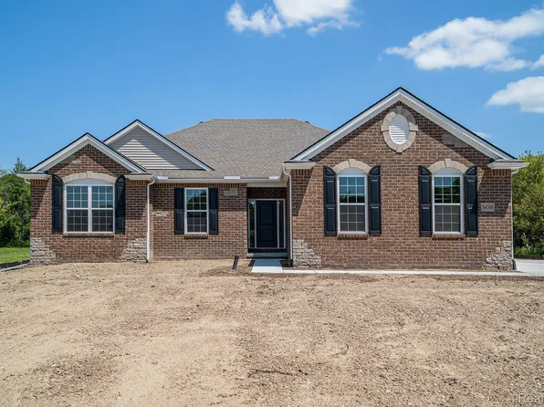 71714 Hidden River Dr, Armada, MI 48005