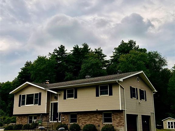 4th image of 20 Lenart Place