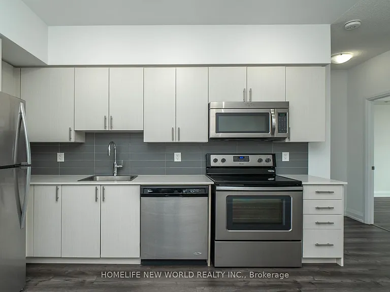 7900 Bathurst St #318 — Photo 7