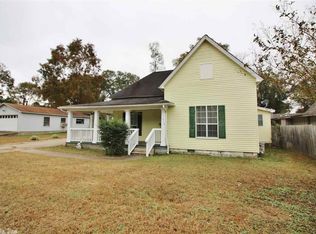 418 W Cross St, Benton, AR 72015