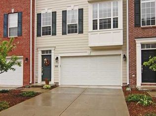 9021 Mercer Dr, Fishers, IN 46038