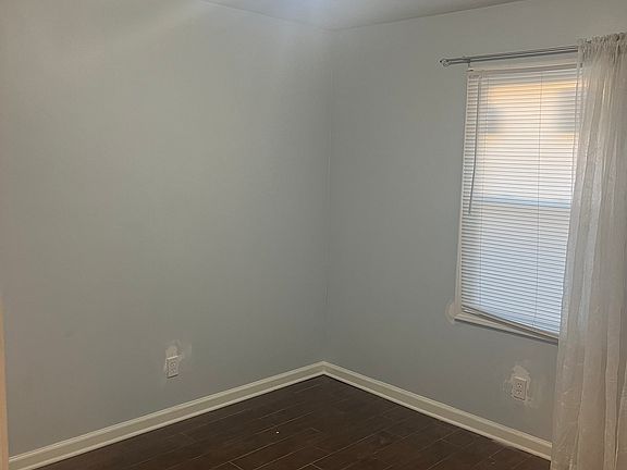 4th image of 2894 Randall St